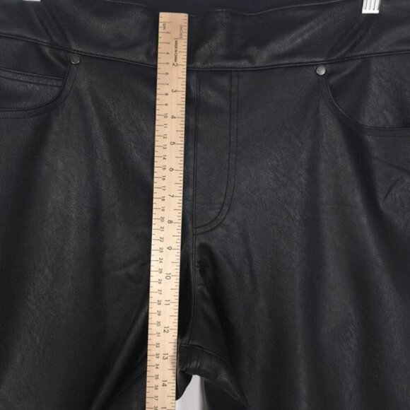 NWT SPANX II Slim Straight Faux Leather Pant Luxe Black 20528Q Women's 1X PETITE - Picture 6 of 14